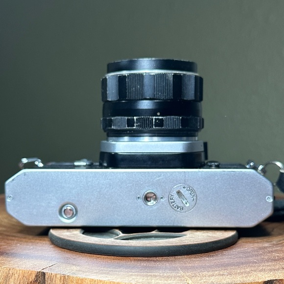 Asahi Pentax Spotmatic SPII 35mm SLR - Working - Picture 9 of 16